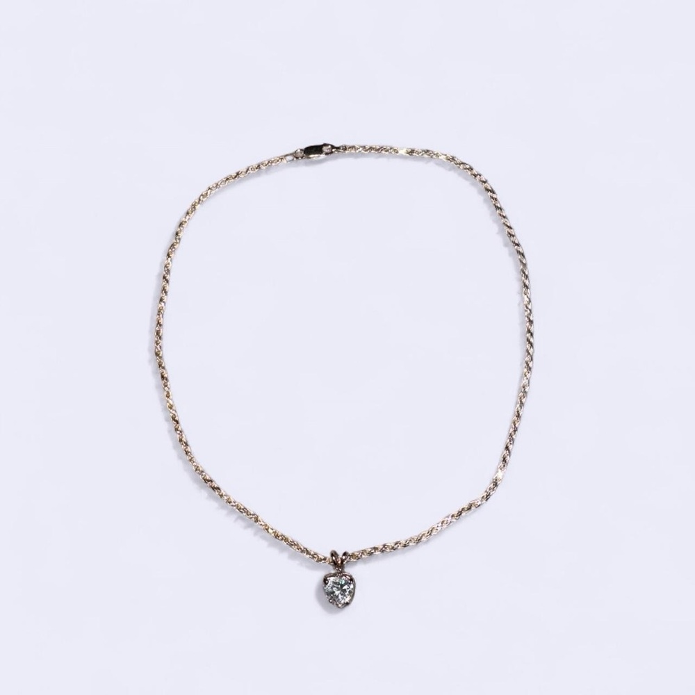 Elegant silver Heart Pendant Necklace